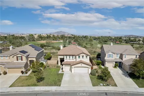 35640 Sainte Foy St, Murrieta, CA 92563