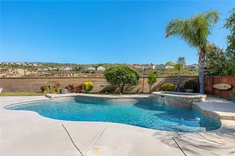 Exterior - 44059 Rosee Ct, Temecula, CA 92592 photo 4 of 13