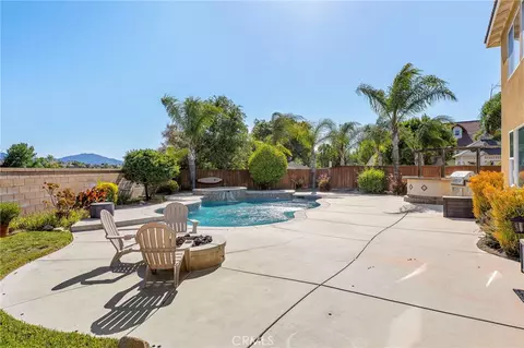 Exterior - 44059 Rosee Ct, Temecula, CA 92592 photo 8 of 13