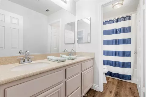 Bath - 44059 Rosee Ct, Temecula, CA 92592 photo 2 of 2