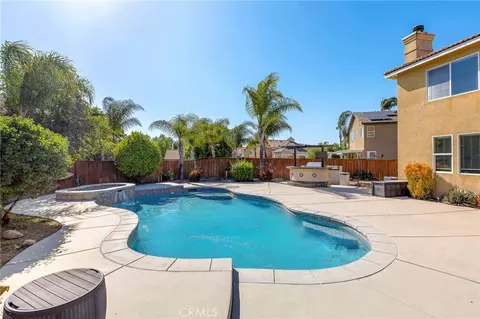 Exterior - 44059 Rosee Ct, Temecula, CA 92592 photo 7 of 13