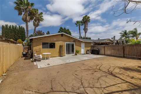 Exterior - 289 Lustrosos St, Oceanside, CA 92057 photo 7 of 9