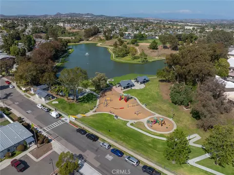 View/Area - 289 Lustrosos St, Oceanside, CA 92057 photo 15 of 17