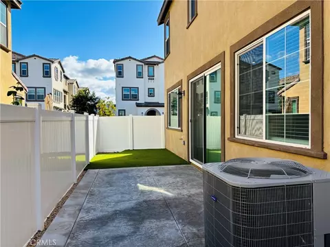 Exterior - 40472 Melrose, Temecula, CA 92591 photo 5 of 9