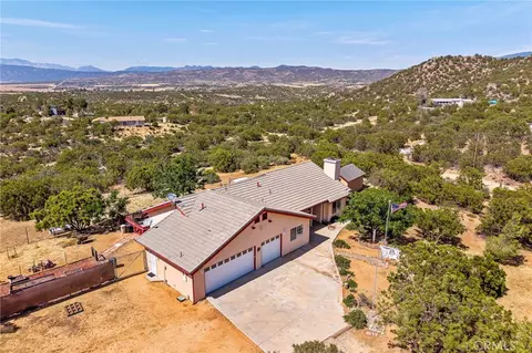 View/Area - 44980 Terwilliger, Anza, CA 92539 photo 3 of 7
