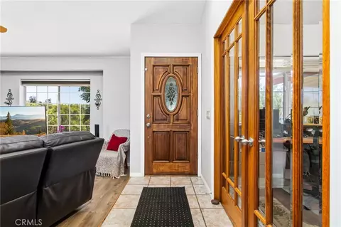 Entry Way - 44980 Terwilliger, Anza, CA 92539 photo 1 of 2