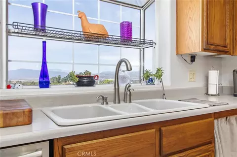 Kitchen - 44980 Terwilliger, Anza, CA 92539 photo 5 of 5