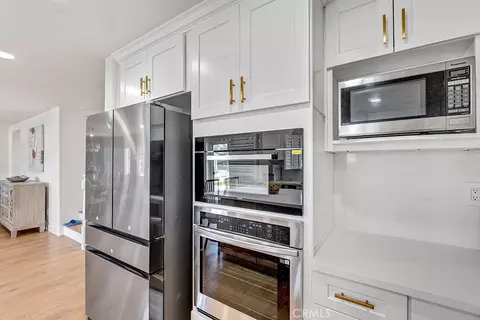 Kitchen - 32992 Monte, Temecula, CA 92592 photo 4 of 5
