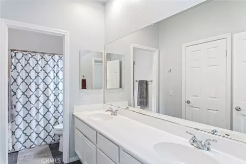 Bath - 45810 Corte Carmello, Temecula, CA 92592 photo 6 of 6
