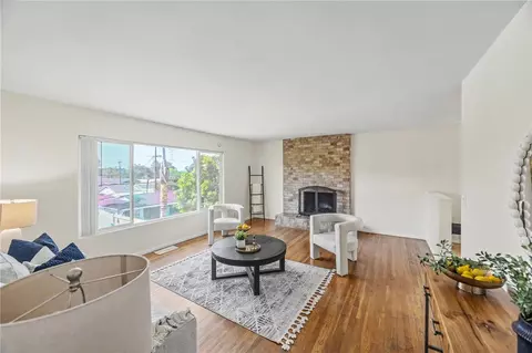 Living - 451 E 10th Ave, Escondido, CA 92025 photo 2 of 5