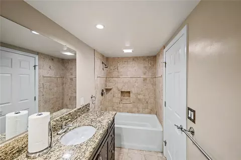 Bath - 451 E 10th Ave, Escondido, CA 92025 photo 5 of 6