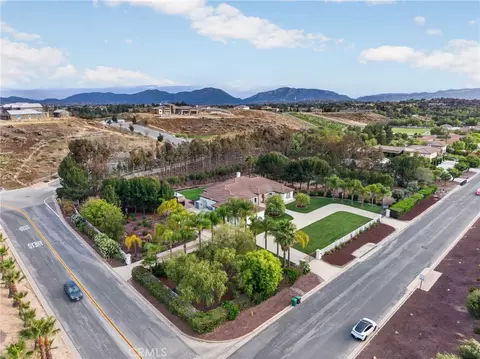 View/Area - 32905 Avenida Lestonnac, Temecula, CA 92592 photo 1 of 6