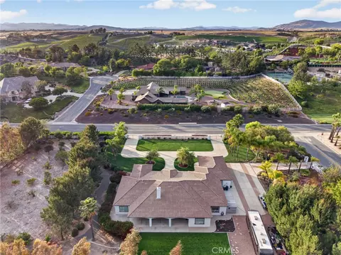 View/Area - 32905 Avenida Lestonnac, Temecula, CA 92592 photo 5 of 6