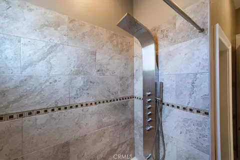 Bath - 32700 Cox, Menifee, CA 92584 photo 7 of 7