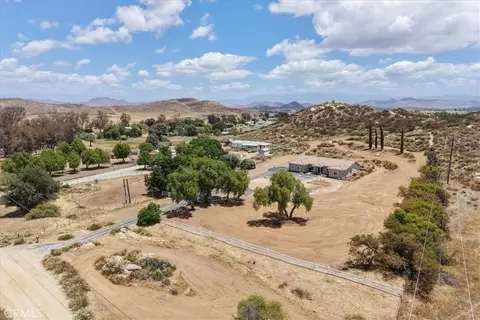 View/Area - 32700 Cox, Menifee, CA 92584 photo 7 of 8