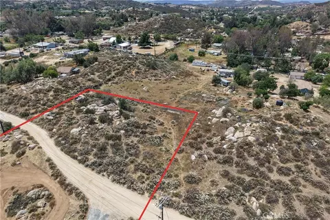 View/Area - 32700 Cox, Menifee, CA 92584 photo 4 of 8