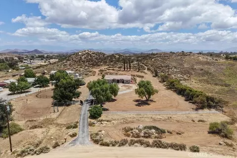 View/Area - 32700 Cox, Menifee, CA 92584 photo 6 of 8