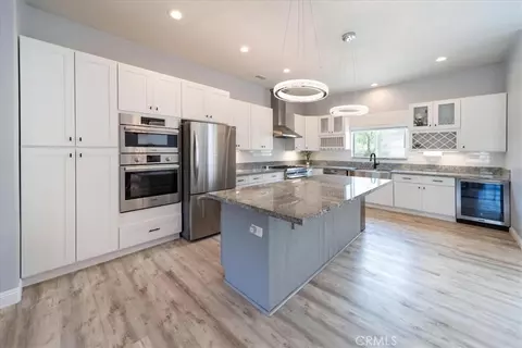 Kitchen - 32700 Cox, Menifee, CA 92584 photo 2 of 5