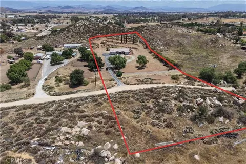 View/Area - 32700 Cox, Menifee, CA 92584 photo 5 of 8