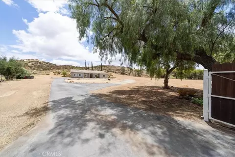 Exterior - 32700 Cox, Menifee, CA 92584 photo 6 of 7
