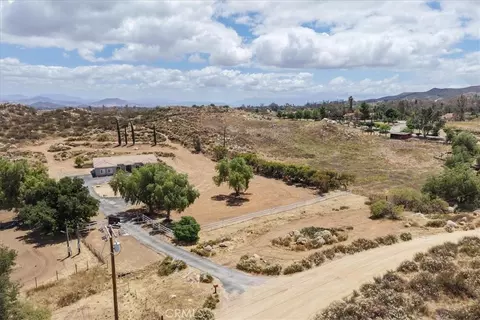 View/Area - 32700 Cox, Menifee, CA 92584 photo 8 of 8