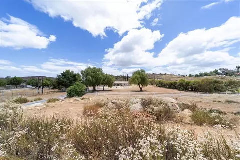 Exterior - 32700 Cox, Menifee, CA 92584 photo 5 of 7