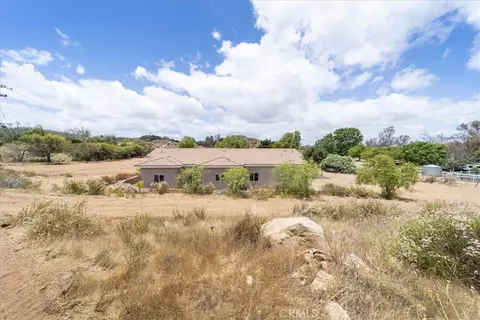 Exterior - 32700 Cox, Menifee, CA 92584 photo 4 of 7
