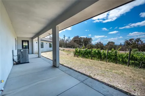 Exterior - 40088 Walcott Ln, Temecula, CA 92591 photo 2 of 2