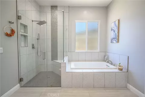 Bath - 40088 Walcott Ln, Temecula, CA 92591 photo 1 of 6