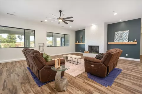 Living - 40088 Walcott Ln, Temecula, CA 92591 photo 1 of 2