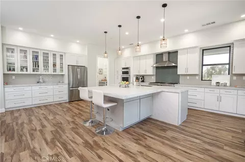 Kitchen - 40088 Walcott Ln, Temecula, CA 92591 photo 2 of 4