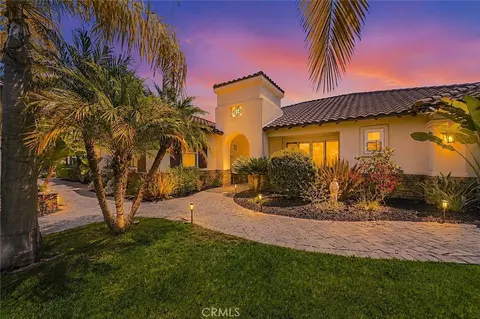 Exterior - 3508 Vista Corona, Fallbrook, CA 92028 photo 2 of 13