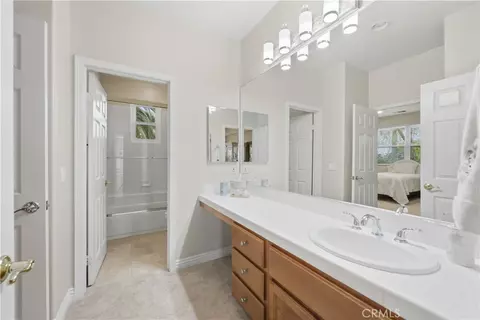 Bath - 3508 Vista Corona, Fallbrook, CA 92028 photo 3 of 6