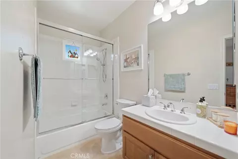 Bath - 3508 Vista Corona, Fallbrook, CA 92028 photo 5 of 6