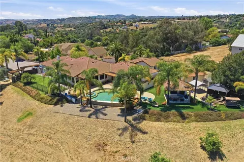 View/Area - 3508 Vista Corona, Fallbrook, CA 92028 photo 1 of 5