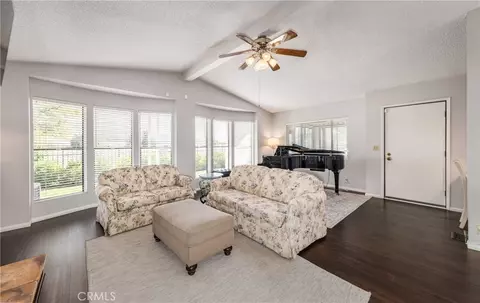 24600 Mountain Ave #18, Hemet, CA 92544