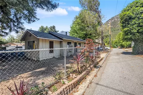 Exterior - 14191 Bridge Ln, Lytle Creek, CA 92358 photo 4 of 6
