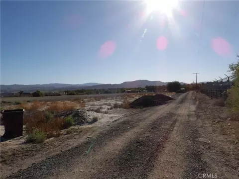 59800 Pierce St, Thermal, CA 92274 photo 2