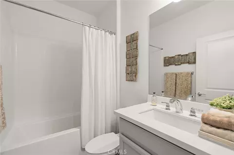 Bath - 30154 Old Mill Rd, Menifee, CA 92584 photo 1 of 1