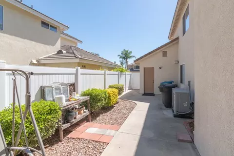 Exterior - 42939 Cala Rosso, Temecula, CA 92592 photo 5 of 9
