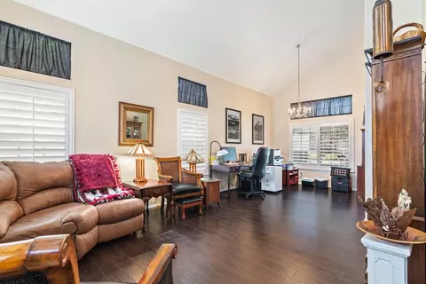 Living - 42939 Cala Rosso, Temecula, CA 92592 photo 2 of 3
