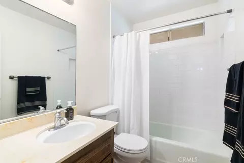 Bath - 16425 Gardner, Riverside, CA 92504 photo 1 of 2