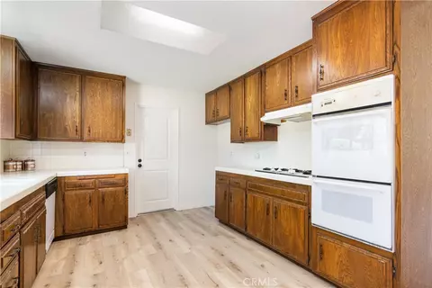 Kitchen - 16425 Gardner, Riverside, CA 92504 photo 1 of 2