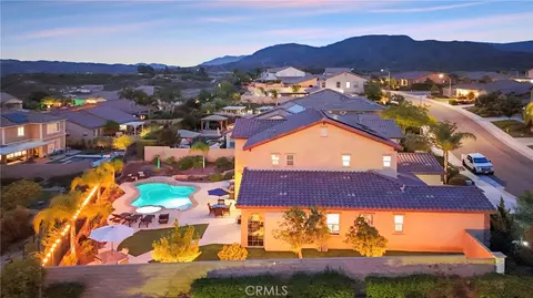 View/Area - 34502 Serdonis St, Temecula, CA 92592 photo 2 of 10