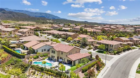 View/Area - 34502 Serdonis St, Temecula, CA 92592 photo 10 of 10