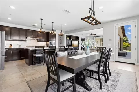 Dining - 34502 Serdonis St, Temecula, CA 92592 photo 3 of 5