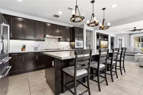 Kitchen - 34502 Serdonis St, Temecula, CA 92592 photo 3 of 5