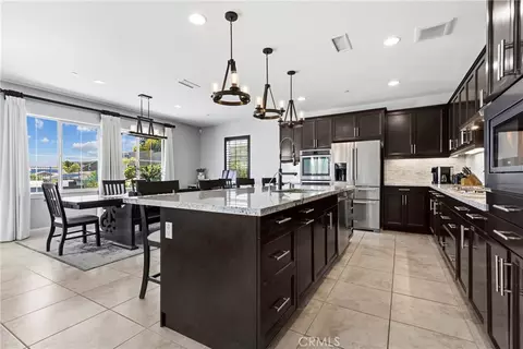 Kitchen - 34502 Serdonis St, Temecula, CA 92592 photo 1 of 5
