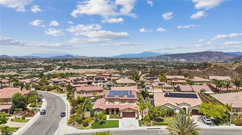 View/Area - 34502 Serdonis St, Temecula, CA 92592 photo 8 of 10