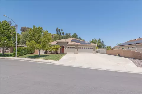 36951 Pebley Ct, Winchester, CA 92596
